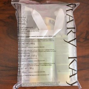 Mary Kay Satin Hands (White Tea & Citrus)
